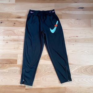 Nike Youth Athletic Pants with Pockets